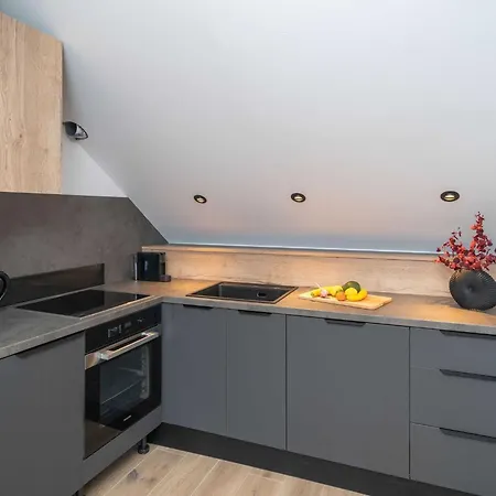 Royale - One Bedroom With Sea View דירה